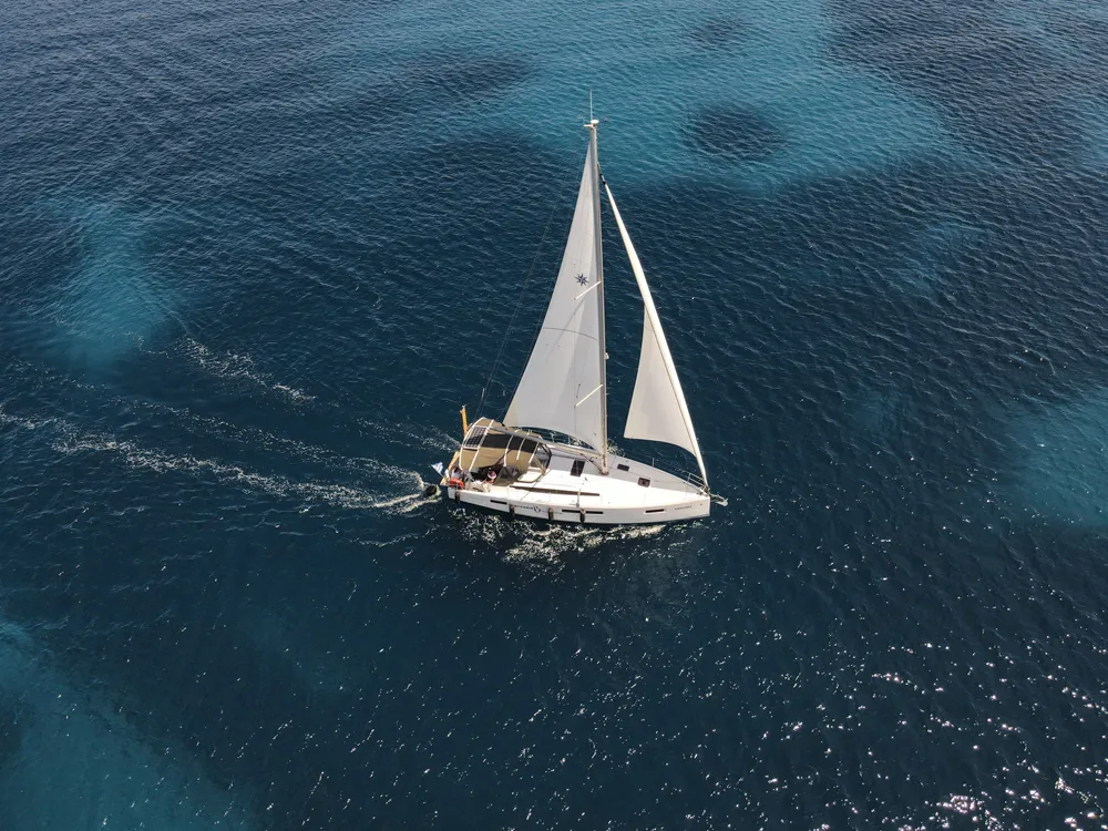 Exterior view of Marianna, a Jeanneau Sun Odyssey 410 sailboat at Kontokali, Greece