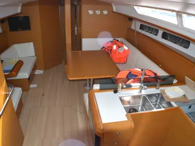 Salon of Libera, a Jeanneau Sun Odyssey 439 sailboat at Općina Sukošan, Croatia