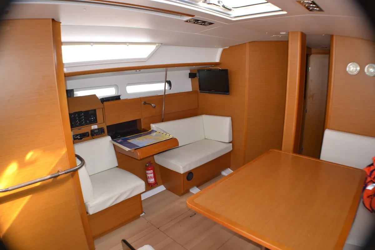 Salon of Libera, a Jeanneau Sun Odyssey 439 sailboat at Općina Sukošan, Croatia