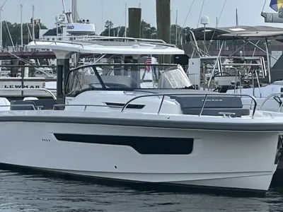 Rosie, a Nimbus T11 motorboat at Chesapeake, United States