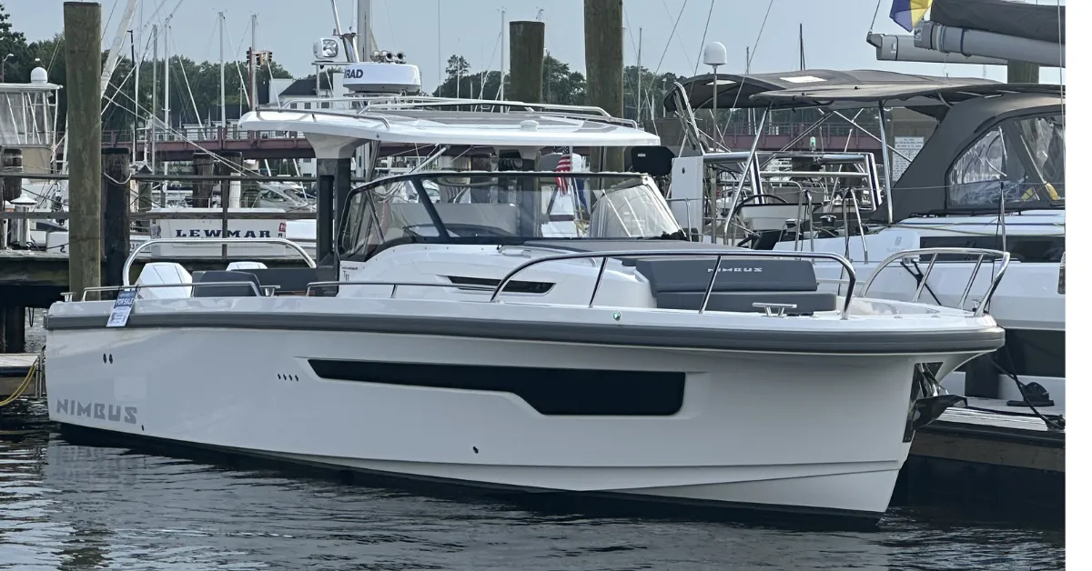 Rosie, a Nimbus T11 motorboat at Chesapeake, United States
