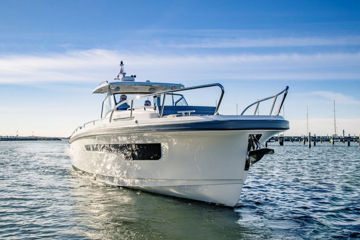 Rosie, a Nimbus T11 motorboat at Chesapeake, United States