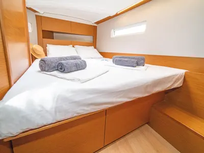 Cabin on Henry Every, a Jeanneau Sun Odyssey 410 sailboat at Municipal Unit of Rhodes, Greece