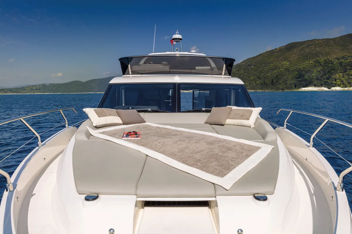Deck of Riaz Tahia, a Absolute 47 Fly motorboat at Primošten, Croatia