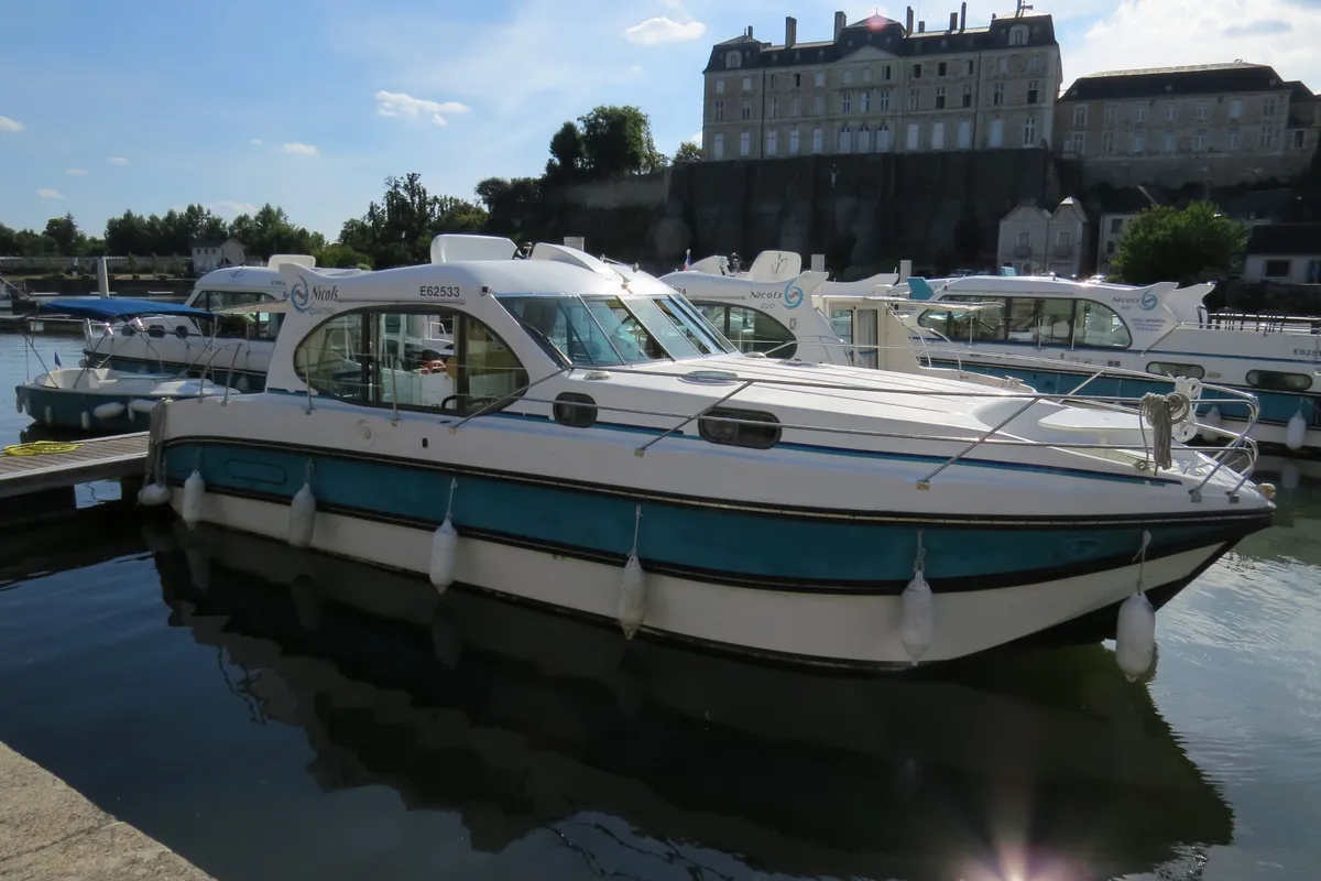 Deck of Arpège, a Nicols Estivale Quattro motorboat at Sablé-sur-Sarthe, France