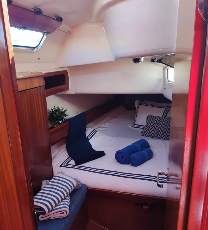 Cabin on Ra, a Bavaria 38 sailboat at Općina Marina, Croatia