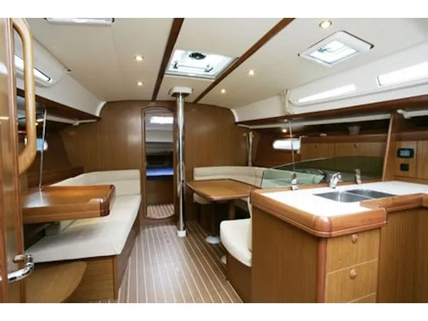 Salon of Bill Maira, a Jeanneau Sun Odyssey 42 i sailboat at Preveza, Greece