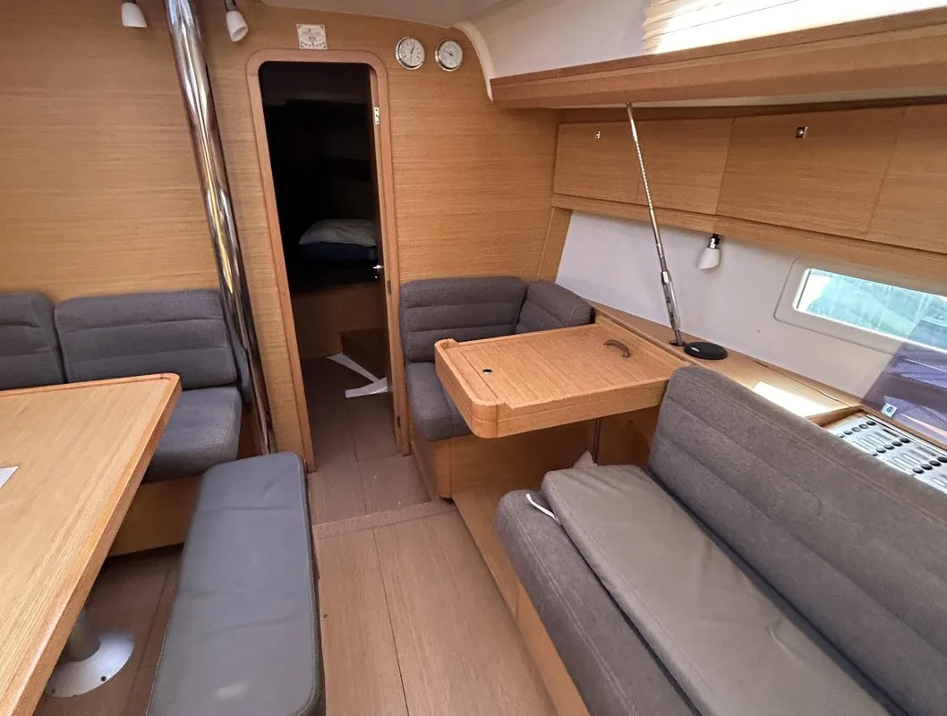 Salon of Artemis, a Dufour 412 GL sailboat at Kontokali, Greece