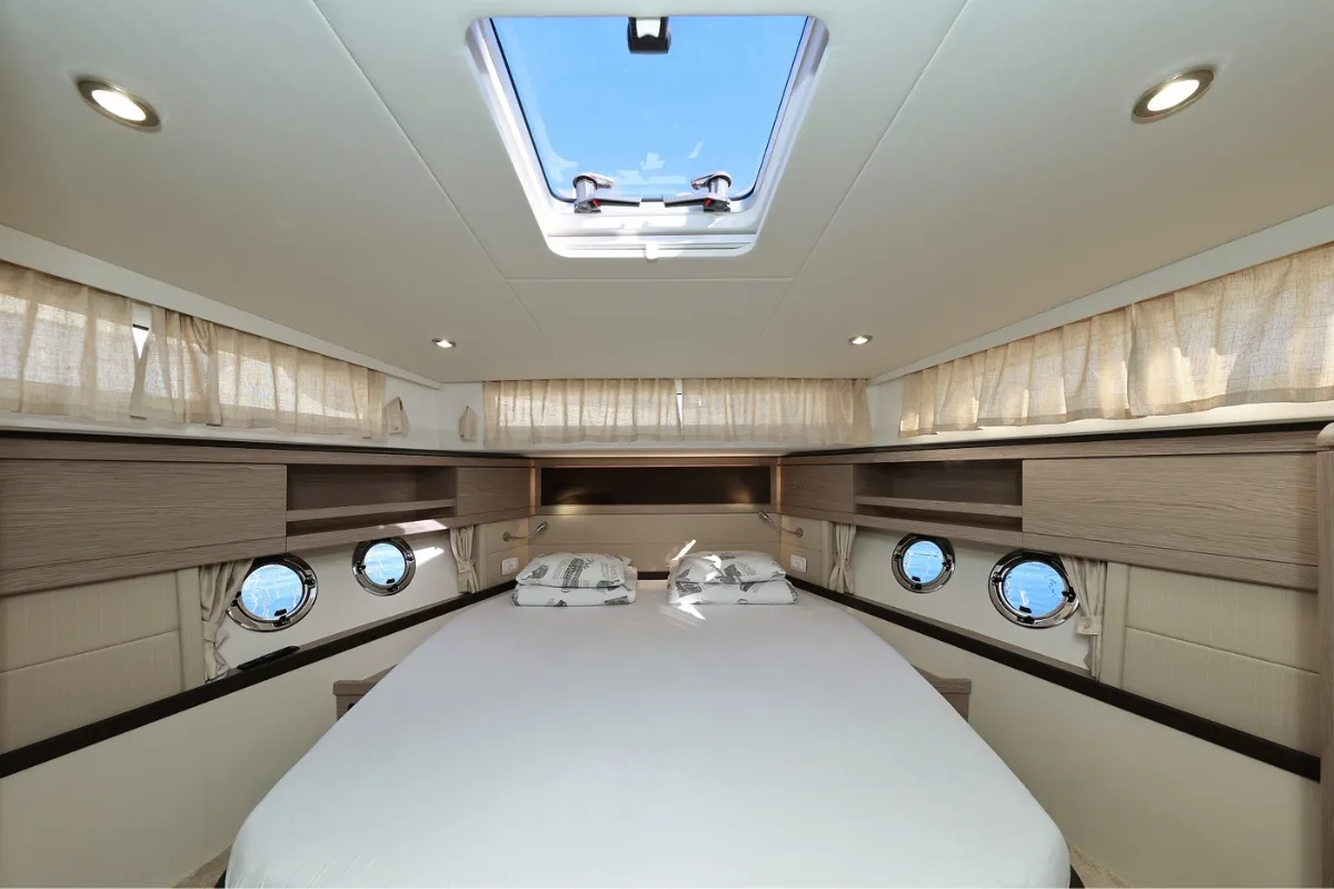 Cabin on Vegas, a Greenline 48 Fly motor yacht at Grad Biograd na Moru, Croatia