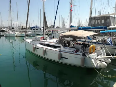 Exterior view of Agios Georgios, a Jeanneau Sun Odyssey 389 sailboat at Kontokali, Greece