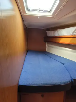 Cabin on Rubra, a Jeanneau Sun Odyssey 49 sailboat at Toulon, France
