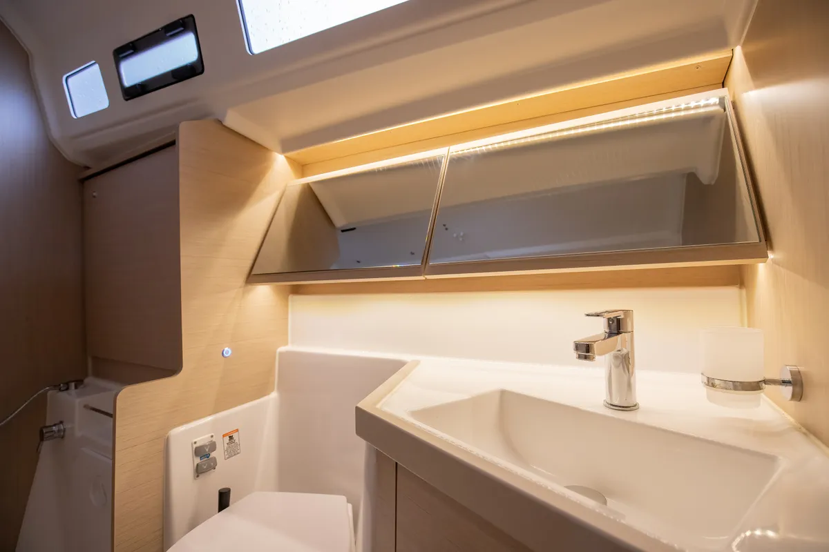 Head on Cupido - Comfort line, a Beneteau Oceanis 40.1 sailboat at Tonnarella, Italy