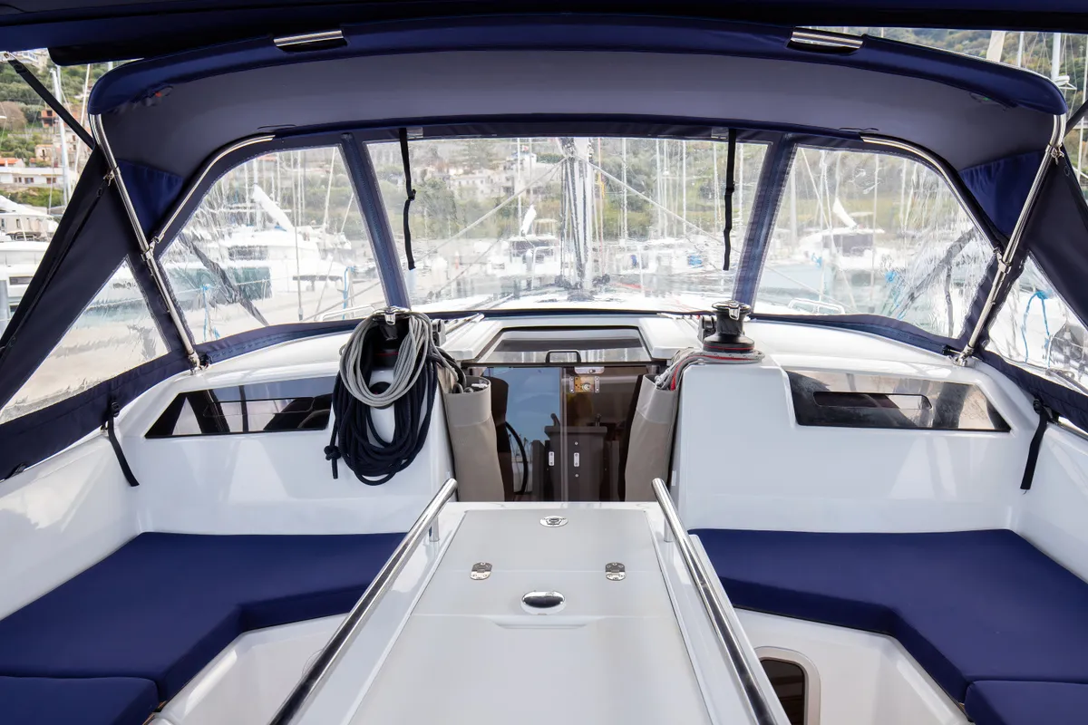 Cockpit of Cupido - Comfort line, a Beneteau Oceanis 40.1 sailboat at Tonnarella, Italy