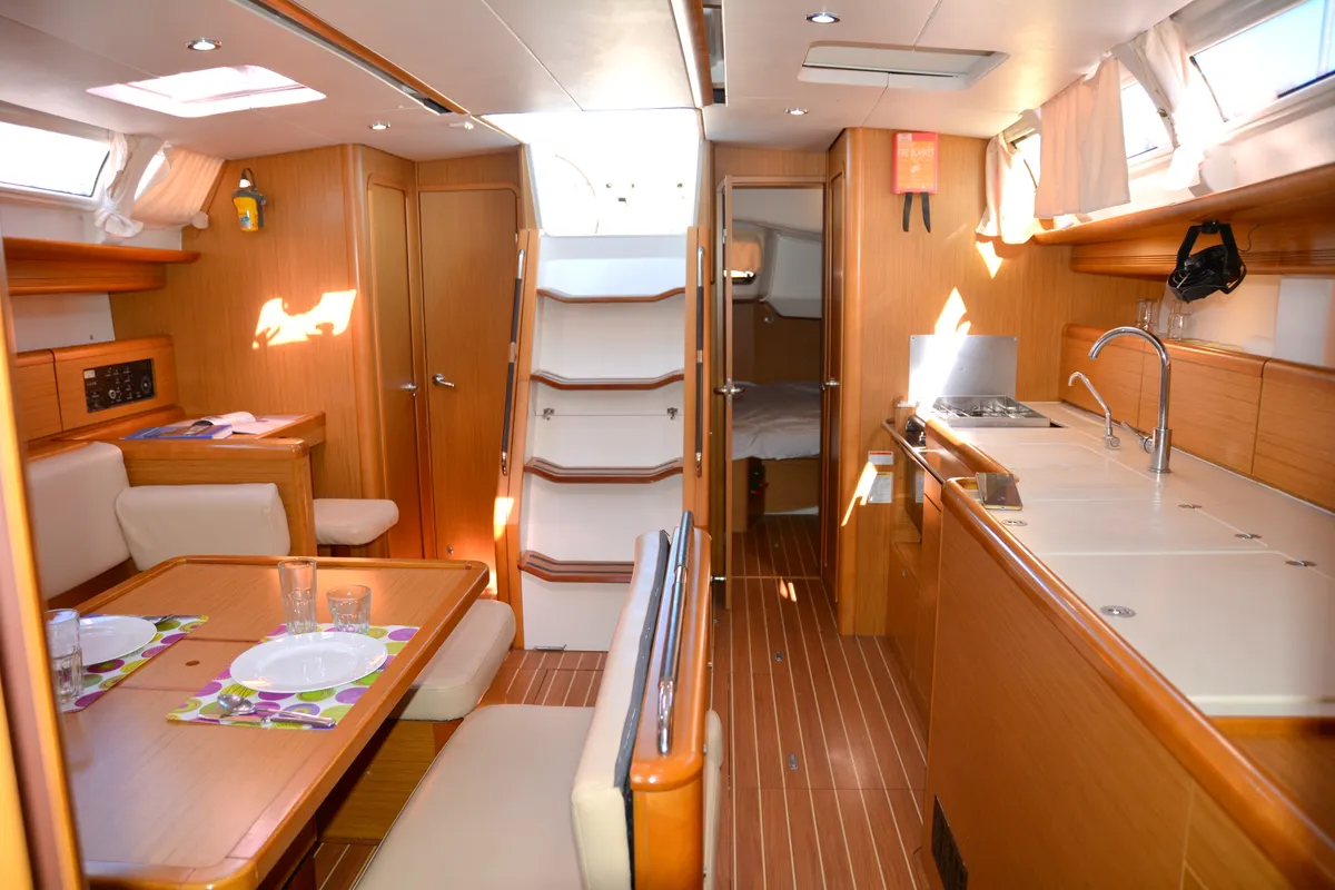 Salon of Colibrì, a Jeanneau Sun Odyssey 44 i sailboat at Municipal Unit of Lefkada, Greece
