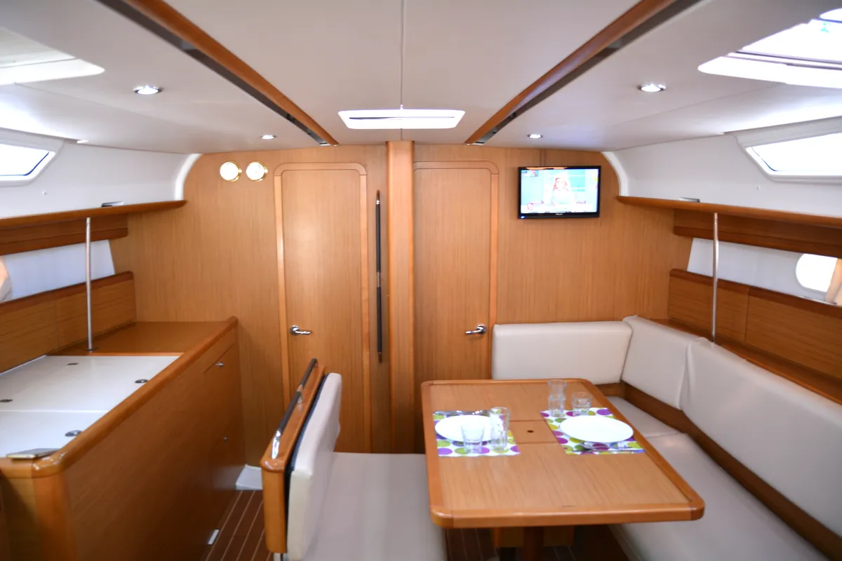 Salon of Colibrì, a Jeanneau Sun Odyssey 44 i sailboat at Municipal Unit of Lefkada, Greece