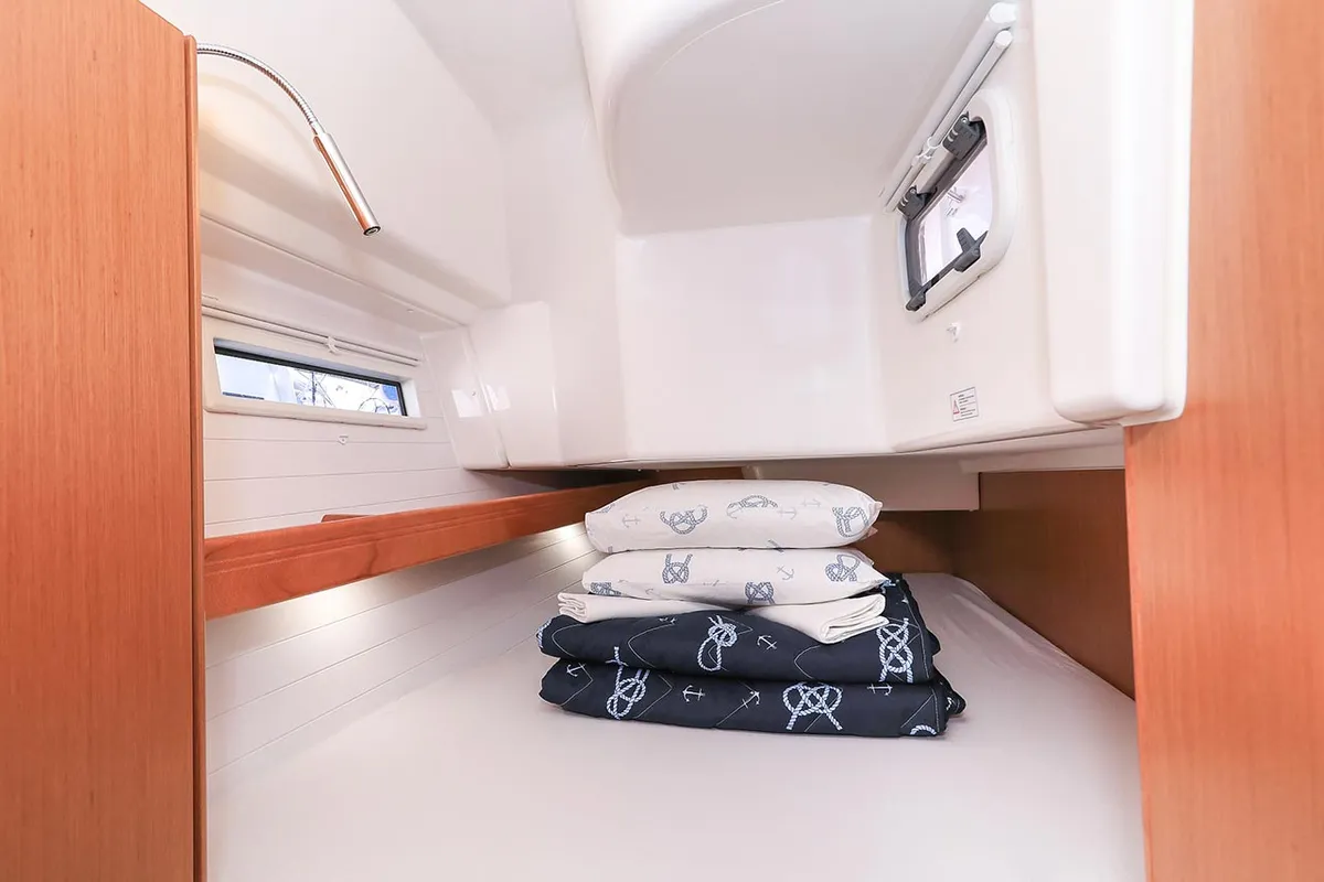 Cabin on Deneb, a Bavaria Cruiser 34 sailboat at Jezera, Croatia