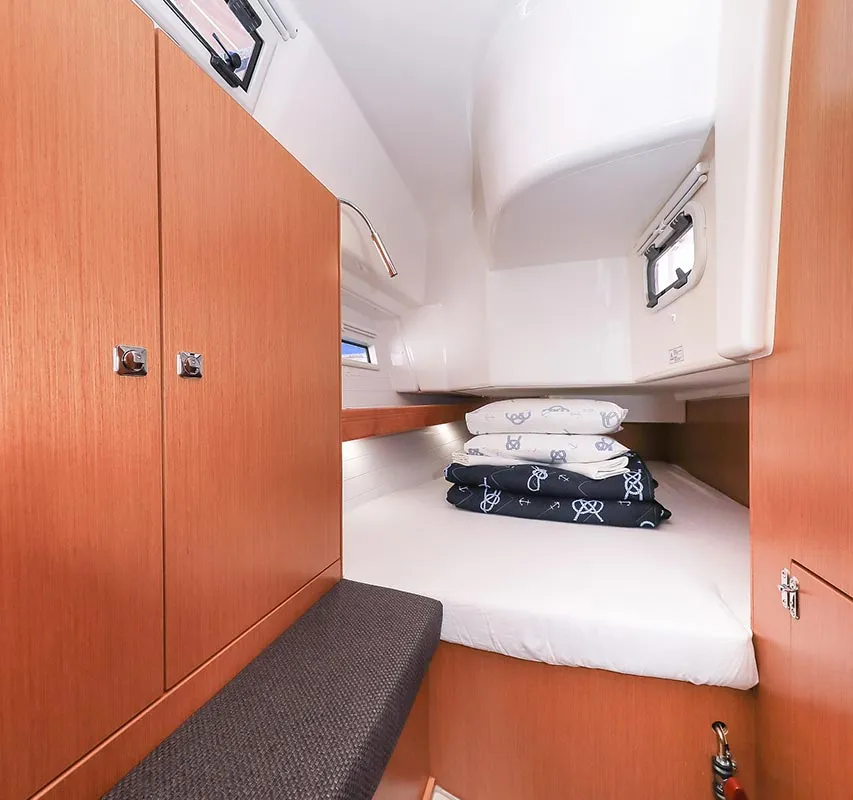 Cabin on Deneb, a Bavaria Cruiser 34 sailboat at Jezera, Croatia