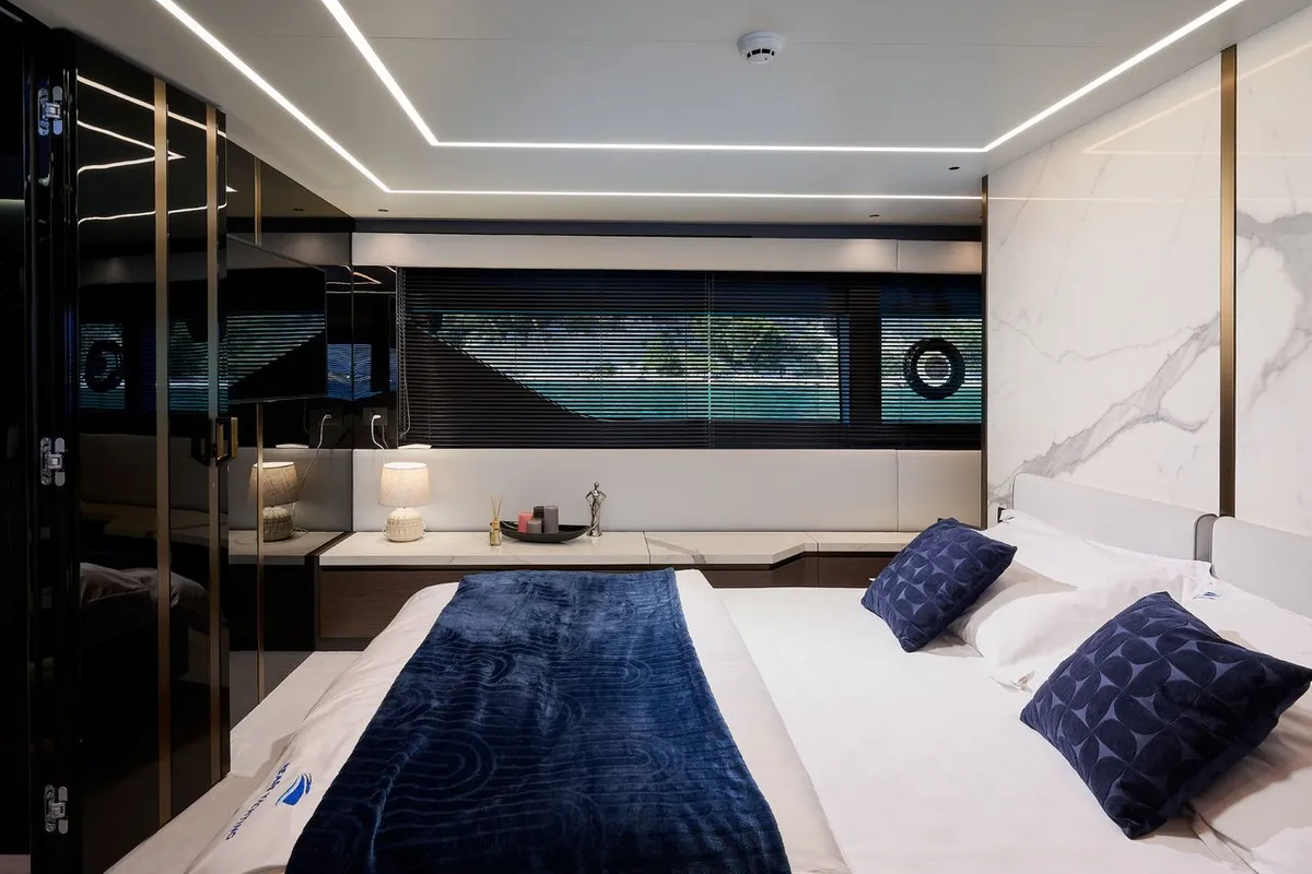 Cabin on Blue Moon, a Explorer Fly 62 motor yacht at Općina Sukošan, Croatia