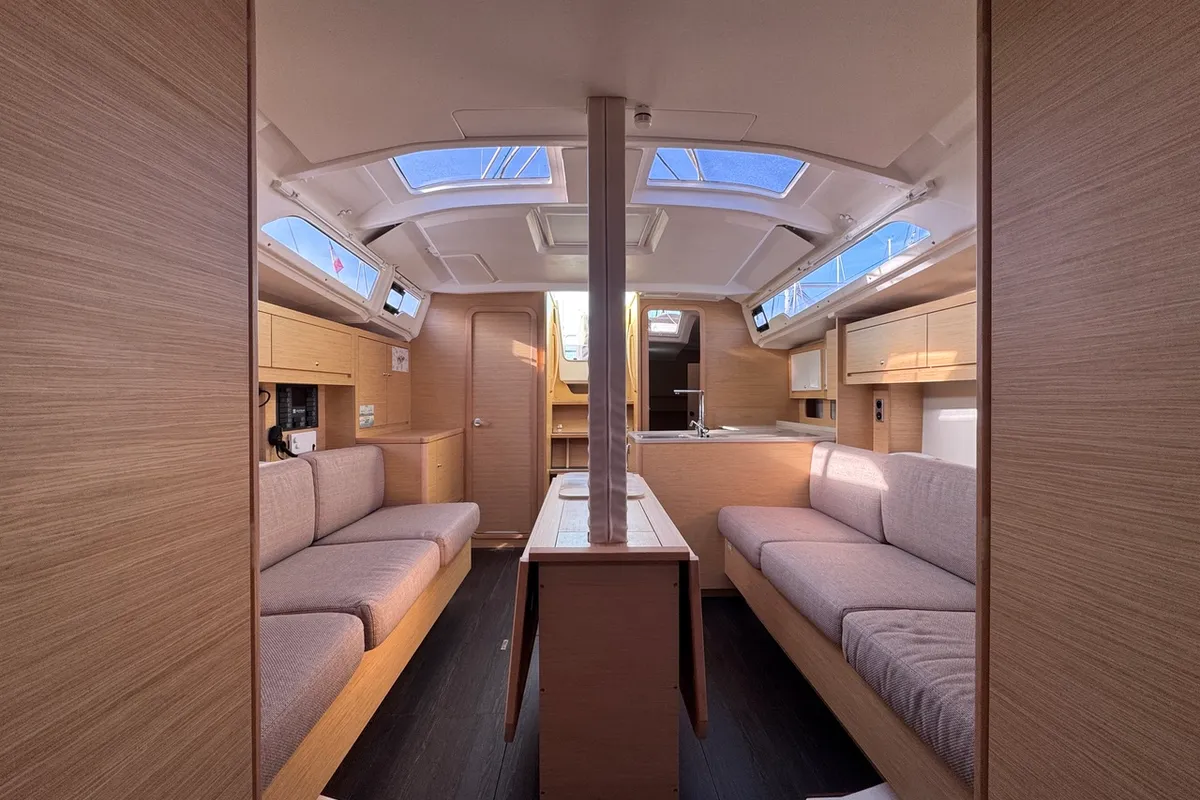 Salon of Thais, a Dufour 37 sailboat at La Rochelle, France