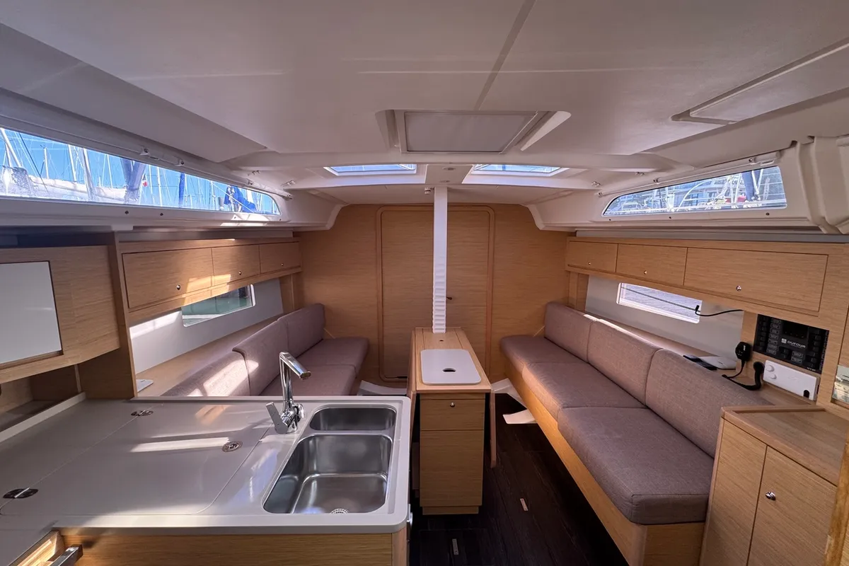 Salon of Thais, a Dufour 37 sailboat at La Rochelle, France