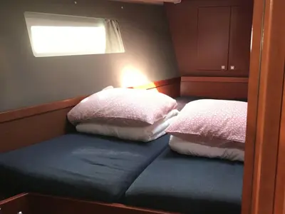 Cabin on Alboran XXXIV Nini, a Beneteau Oceanis 45 sailboat at Las Palmas, Spain