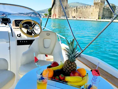 Deck of Dory, a Sessa Marine Key Largo 24 motorboat at Grad Trogir, Croatia