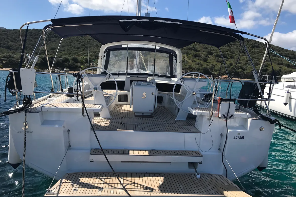 Exterior view of Altair, a Beneteau Oceanis 51.1 sailboat at Olbia, Italy