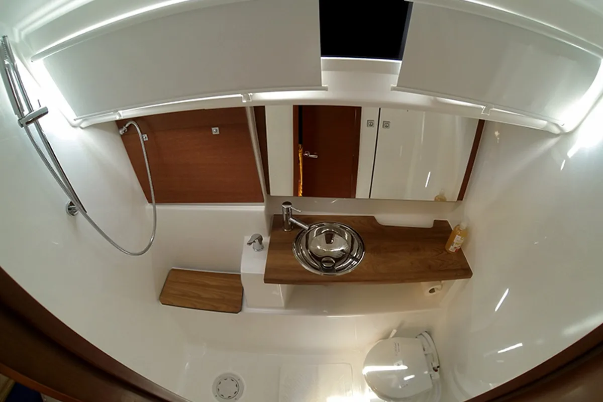 Head on Amazing, a Dufour 412 GL sailboat at Grad Šibenik, Croatia