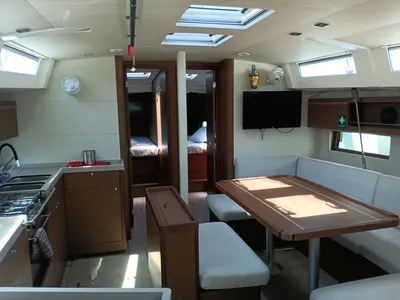 Salon of Zoe, a Beneteau Oceanis 46.1 sailboat at Volos, Greece