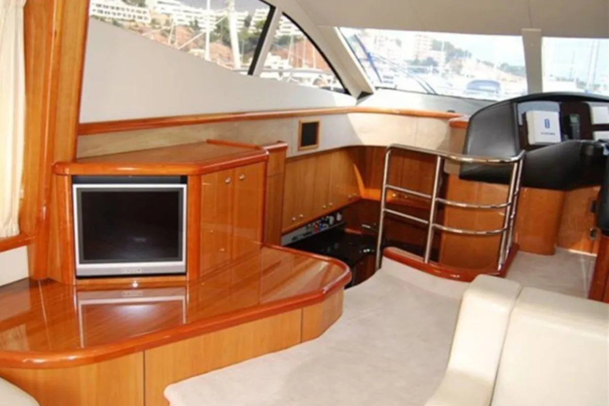 Salon of Aviator, a Sunseeker Manhattan 50 motorboat at Primošten, Croatia