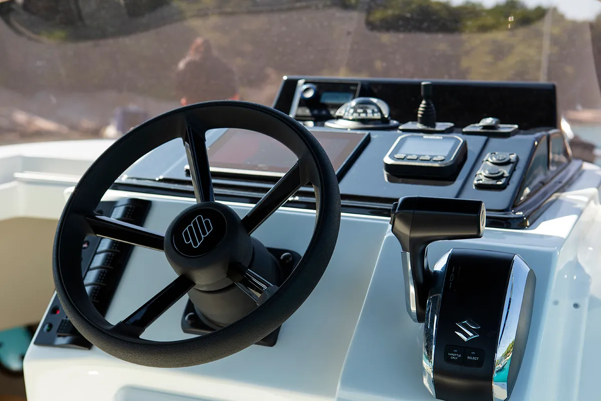 Cockpit of Carpaccio, a Mingolla Brava 28 WA motorboat at Grad Šibenik, Croatia