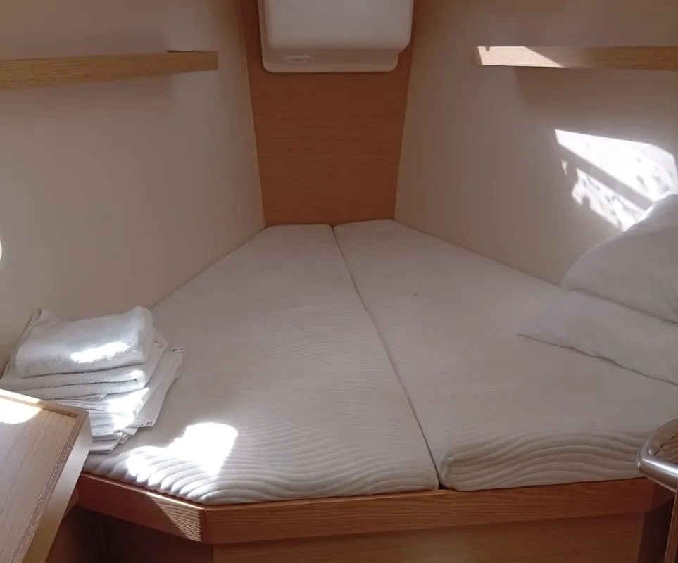 Cabin on Eleni, a Hanse 418 sailboat at Kontokali, Greece