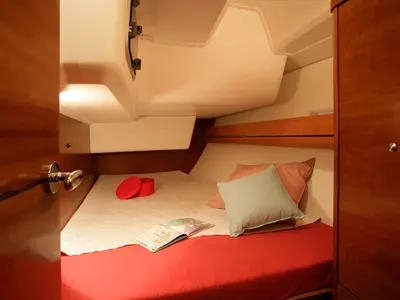 Cabin on La Digue, a Dufour 405 sailboat at Grad Pula, Croatia