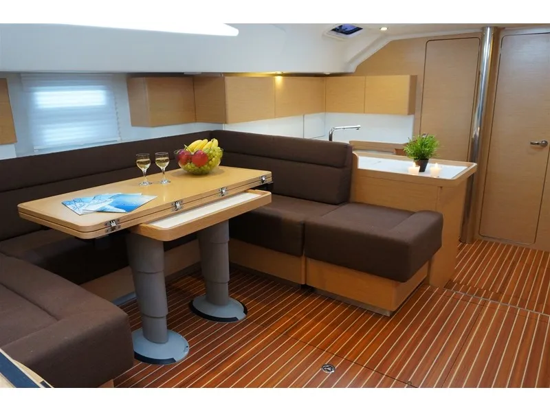 Salon of Dimitra, a Elan Impression 50 sailboat at Kontokali, Greece