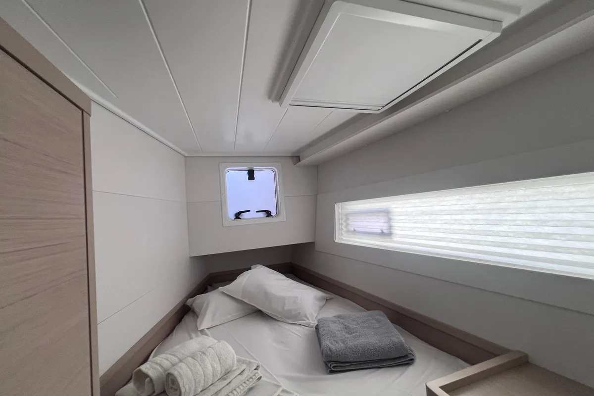Cabin on Nami Maru, a Lagoon 40 catamaran at Volos, Greece