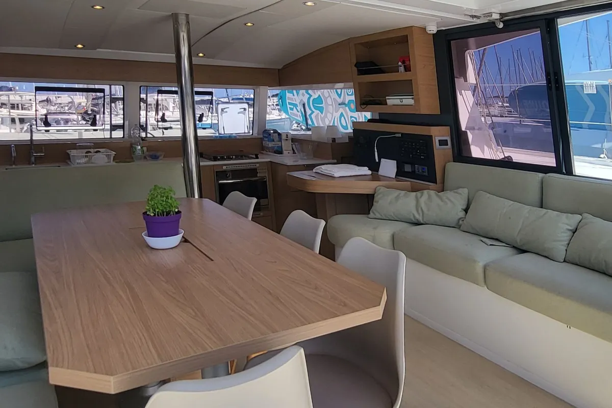 Salon of Enterprise, a Bali Catsmart catamaran at Procida, Italy