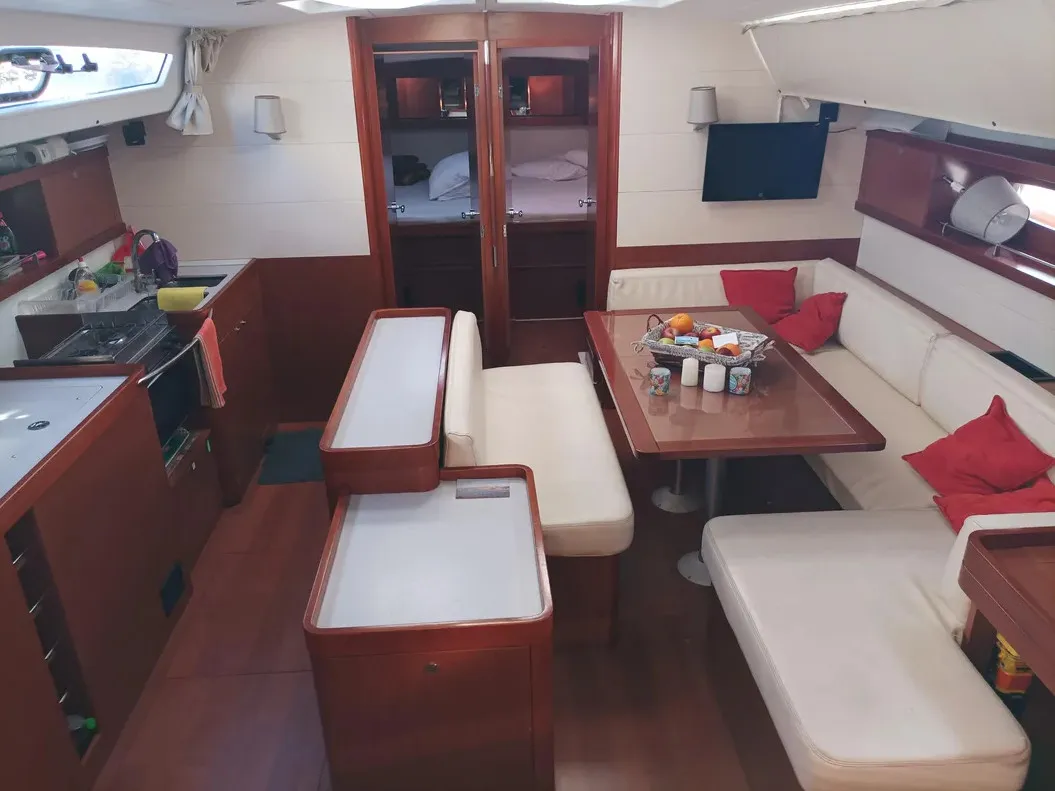 Salon of Evita, a Beneteau Oceanis 51.1 sailboat at Athens, Greece
