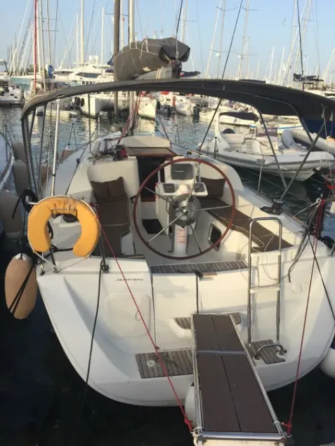 Cockpit of Carry On, a Jeanneau Sun Odyssey 33i sailboat at Kontokali, Greece