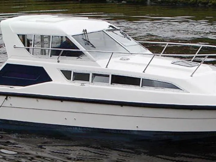 Exterior view of Kingfisher WHS - Budget 1, a Cygnet Kingfisher WHS motorboat at Laggan, United Kingdom