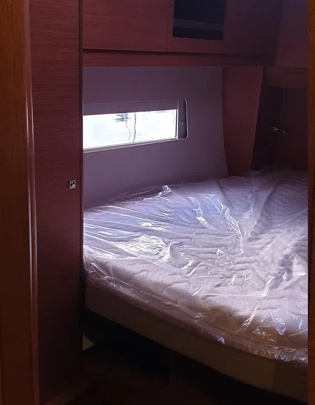 Cabin on Valchiria, a Dufour 470 sailboat at Tonnarella, Italy