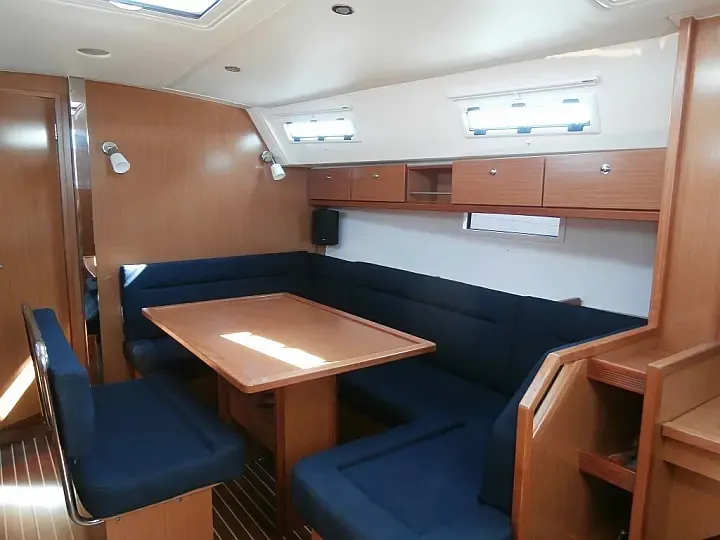 Salon of Daidalos, a Bavaria 40 Cruiser sailboat at Ellomenos, Greece
