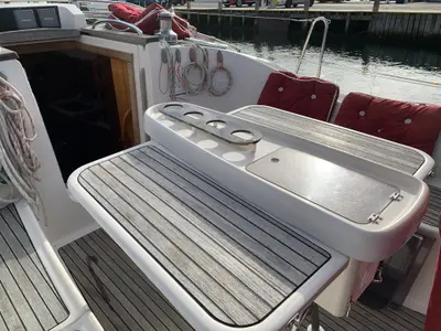 Deck of Lady in Red, a Delphia 40 sailboat at Altefähr, Germany