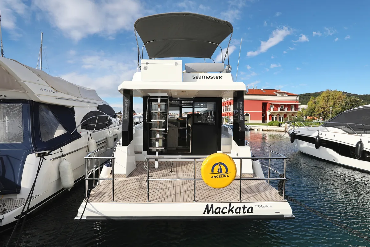 Exterior view of Mackata, a Cobra Yachts Seamaster 45 motor yacht at Grad Vodice, Croatia