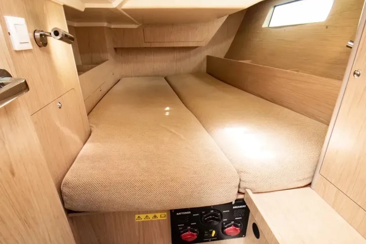 Cabin on Kos 41, a Beneteau Oceanis 41.1 sailboat at Lefkada, Greece