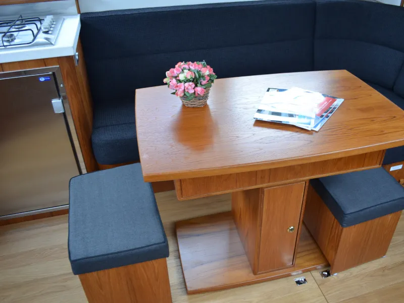 Salon of De Drait Advantage 38, a motorboat at Drachten, Netherlands