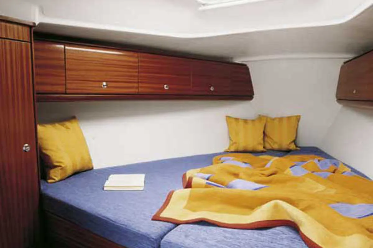 Cabin on Elizabet, a Bavaria 32 sailboat at Grad Biograd na Moru, Croatia