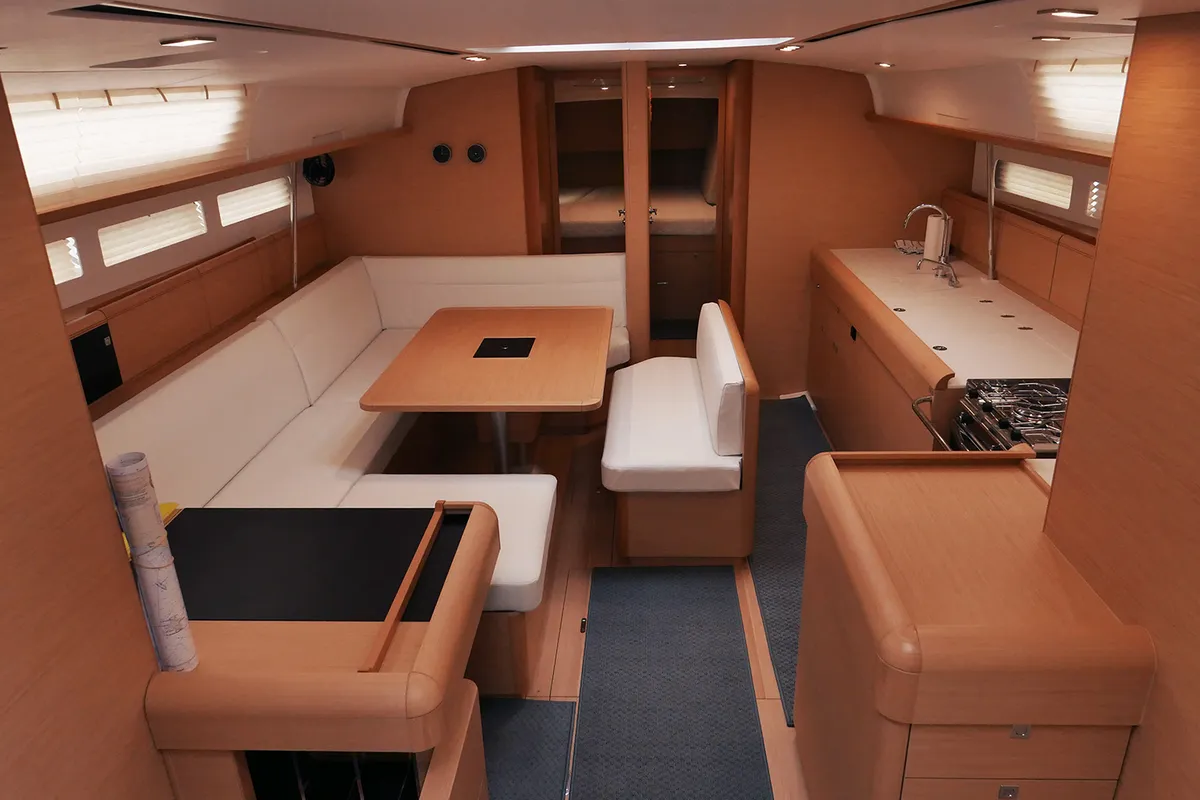 Salon of Impavida, a Jeanneau Sun Odyssey 519 sailboat at San Vincenzo, Italy