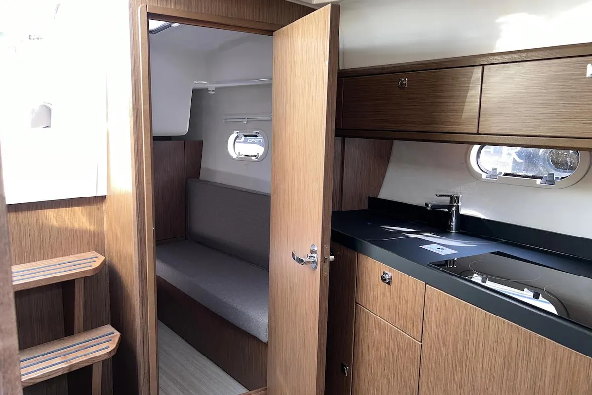 Cabin on Roma, a Bavaria S29+ motorboat at Grad Pula, Croatia