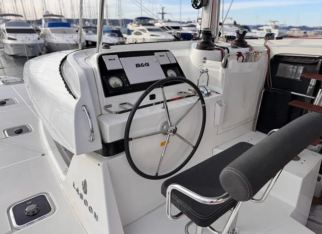 Sofibel, a Lagoon 42 catamaran at Pescara, Italy
