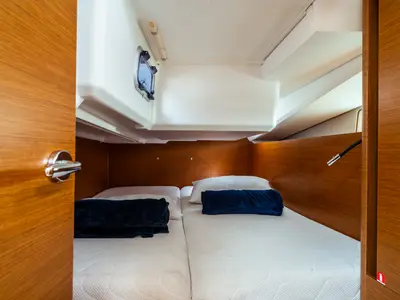 Cabin on Coco, a Jeanneau Sun Odyssey 440 sailboat at Olbia, Italy
